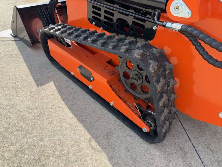 2025-mms-ms36c-stand-on-skid-loader-image-5