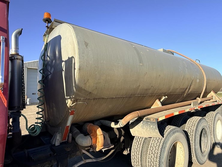 ford-ltl9000-image-13