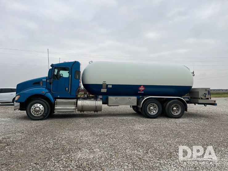 kenworth-t440-image-17