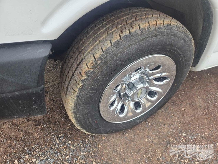 2010-chevrolet-express-van,-vin-#-1gcugadx5a1118101-image-9