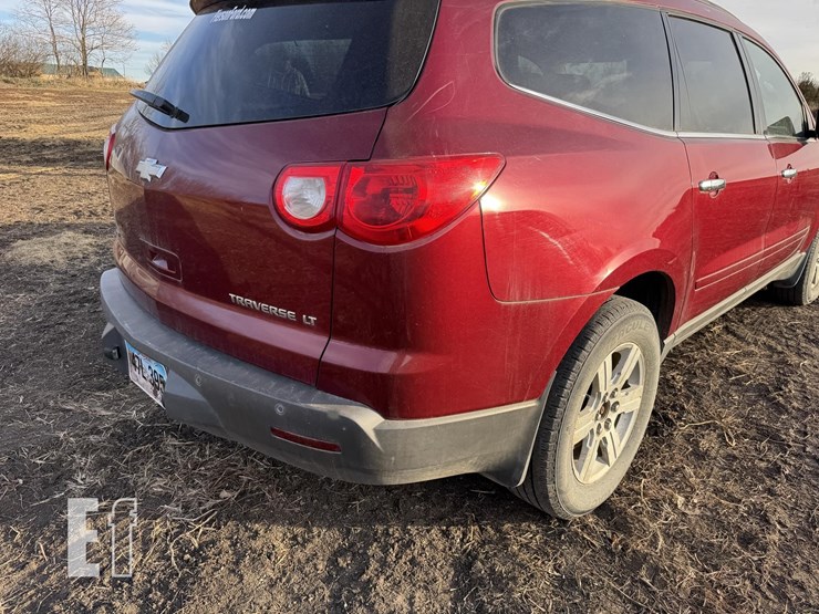 2010-chevrolet-traverse-image-5