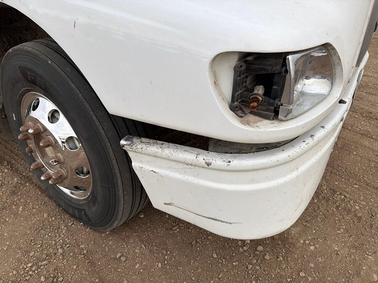 2001-international-2001-image-10