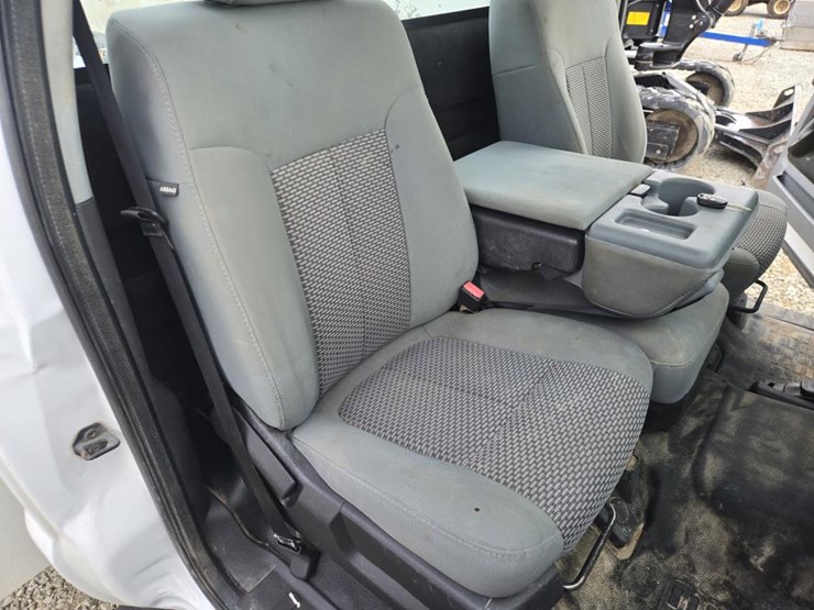 2011-ford-f350-image-35