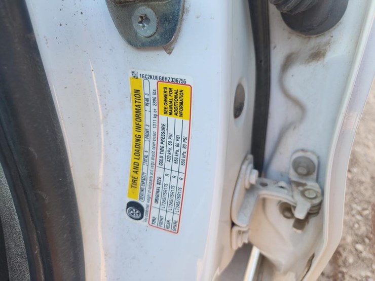 2017-chevrolet-2500-image-59