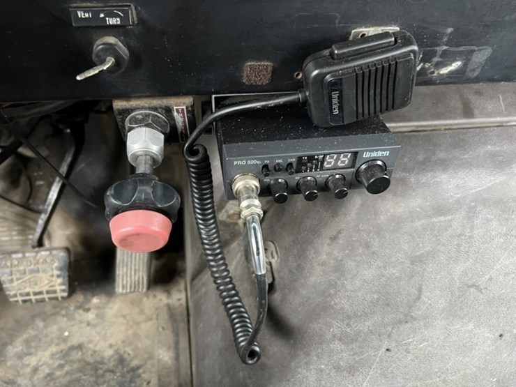 1986-international-1954-s/a-truck-tractor-image-32