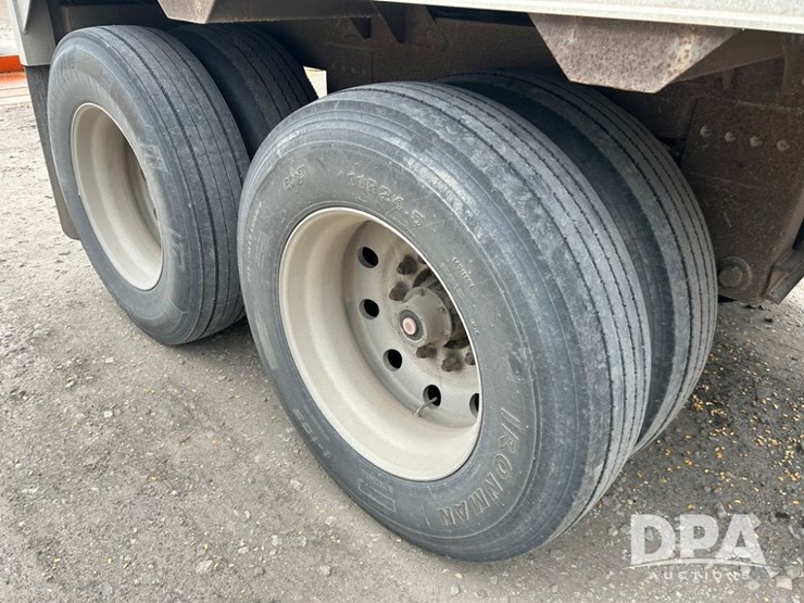 2006-timpte-hopper-bottom-image-25