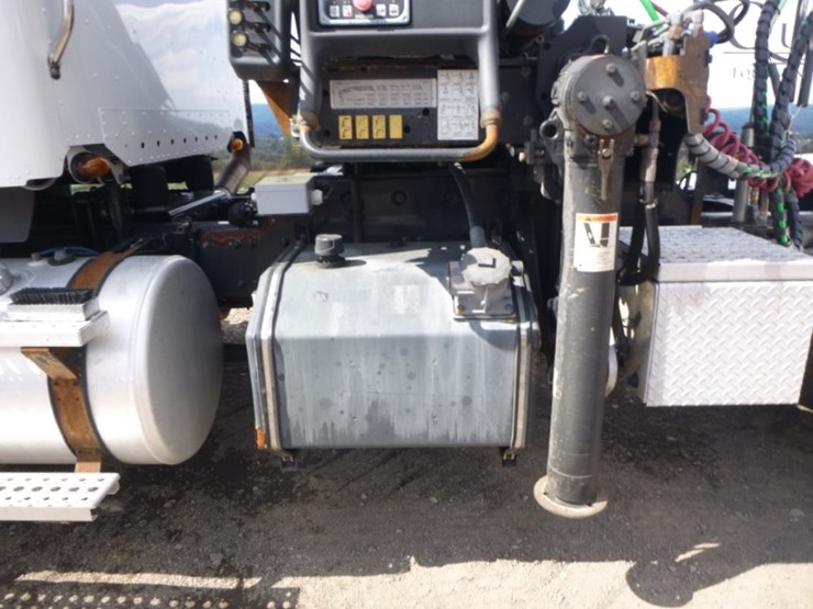 freightliner-coronado-122-image-49