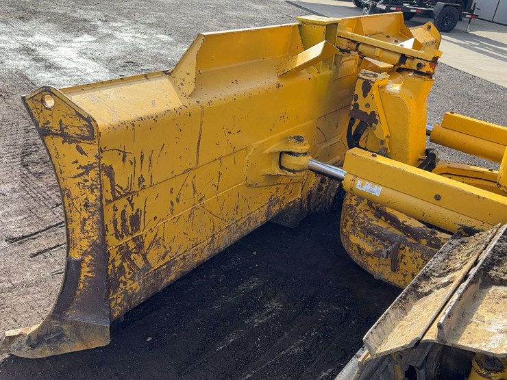 2020-komatsu-d61-image-27