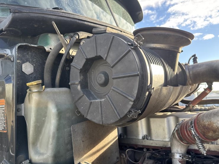 #1463-•-2007-mack-quad-axle-dump-truck-image-67