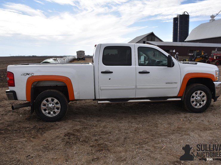 chevrolet-silverado-2500-image-4