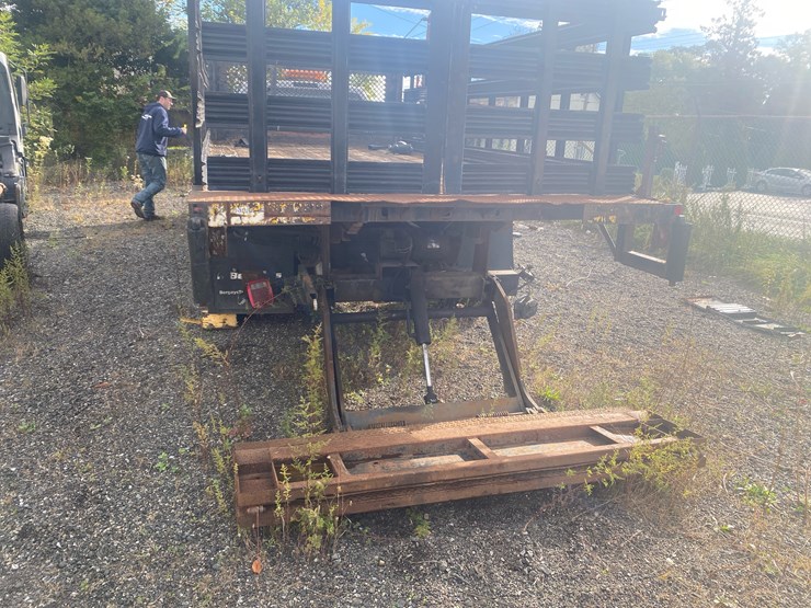 2008-ford-f550-xl-image-4