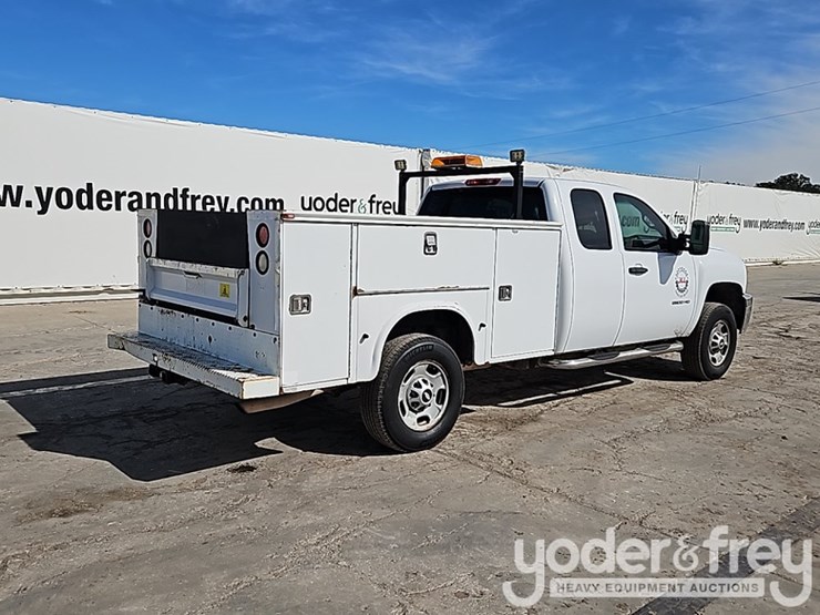 chevrolet-silverado-2500-image-5