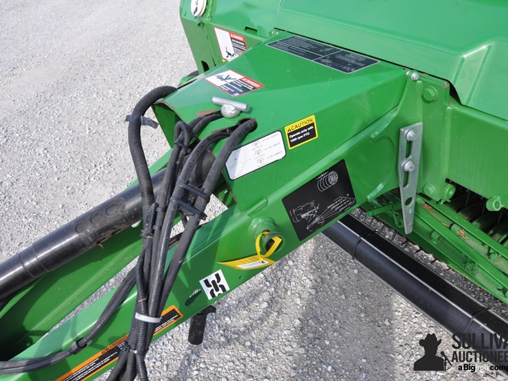 john-deere-560m-image-19