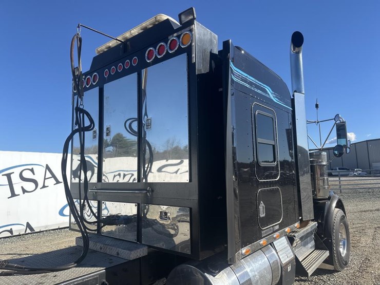 2009-kenworth-t800-image-14