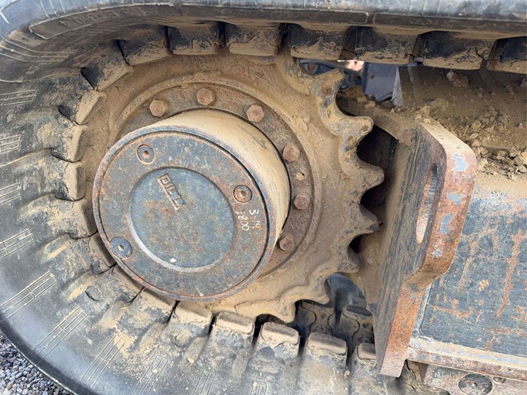 2016-bobcat-e85-image-16