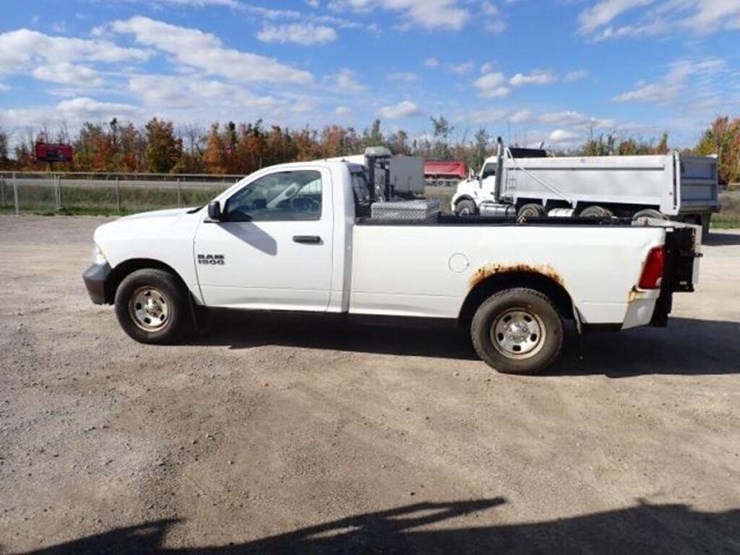 2013-dodge-ram-1500-image-8