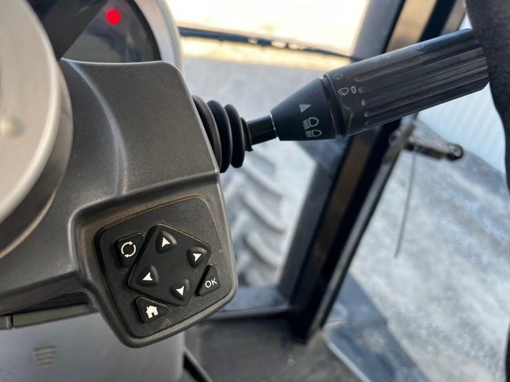 2011-challenger-mt675c-image-25