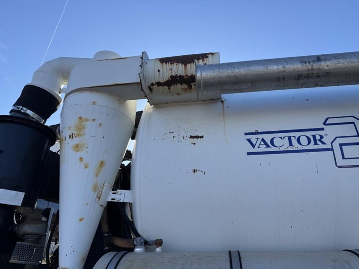 2002-vactor-2100-image-48