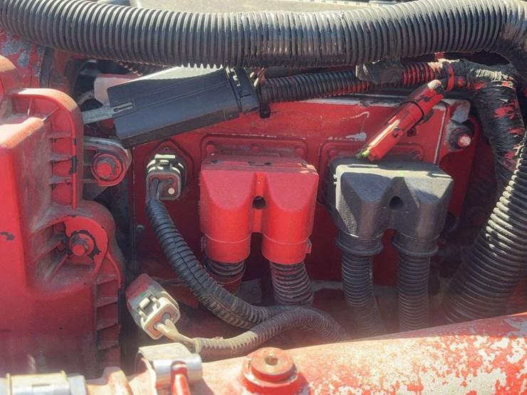 2010-international-lf517-lone-star-dump-truck-image-36