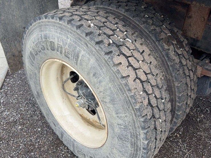 2005-sterling-l8500-image-8