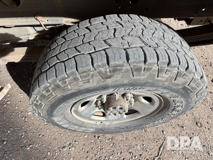 2009-gmc-sierra-2500hd-image-28