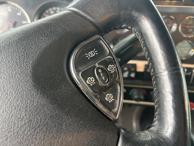 kenworth-w900-image-33