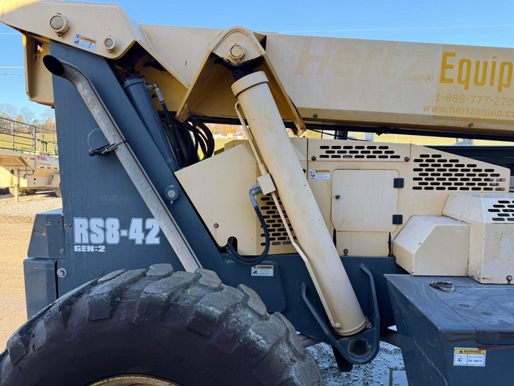 2015-gehl-rs8-42-image-18