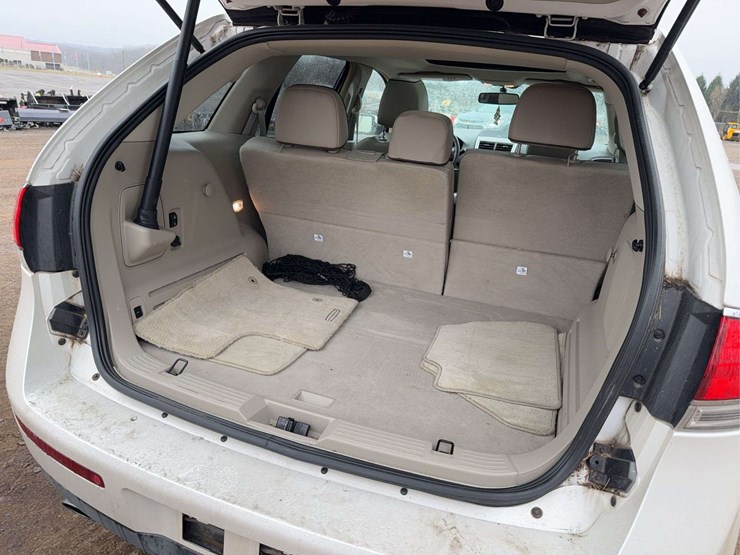 2012-lincoln-mkx-image-41