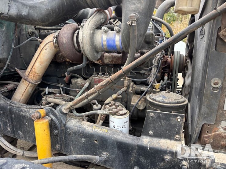 1986-mack-rd686-image-26