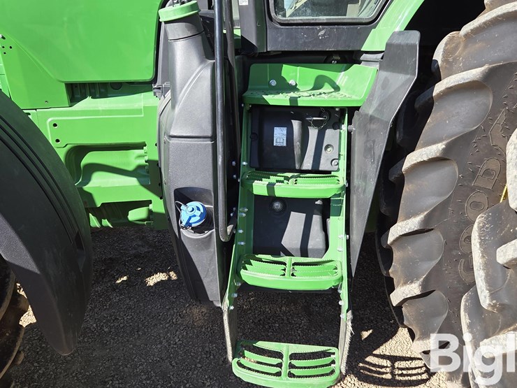 john-deere-8270r-image-19