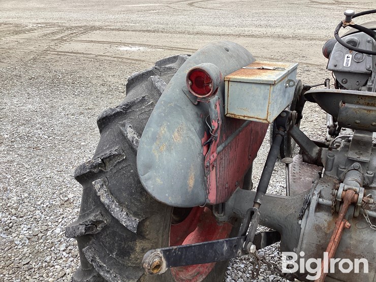 ferguson-t030-2wd-tractor-image-15