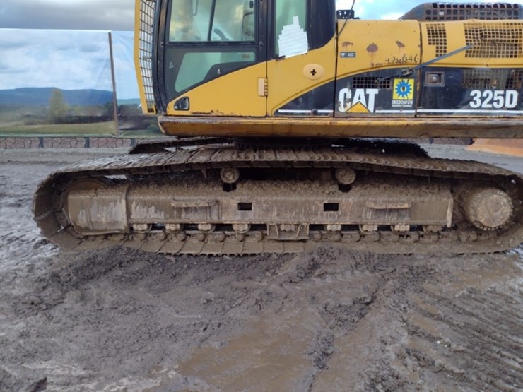 caterpillar-325d-image-31