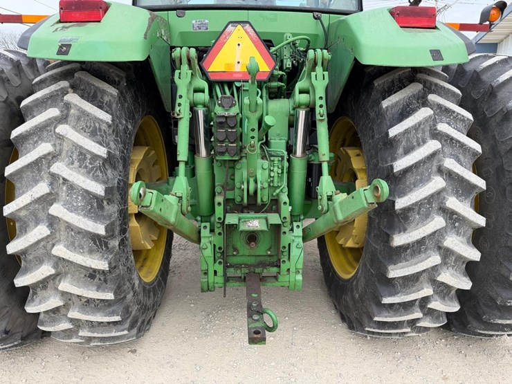 2000-john-deere-7810-image-18