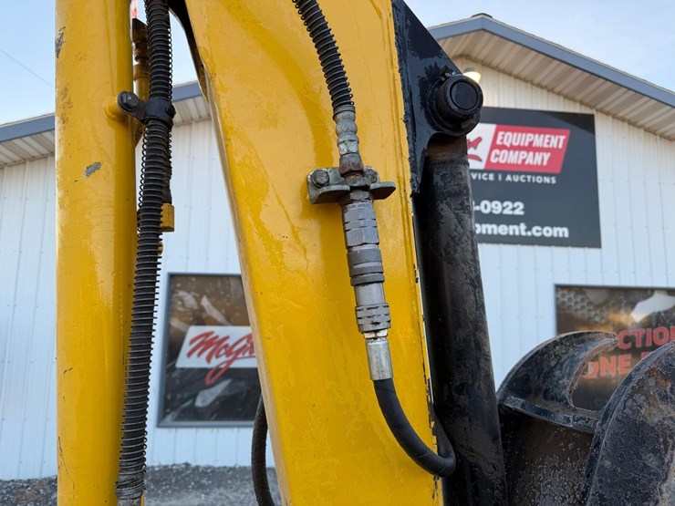 2010-komatsu-pc55mr-3-image-10