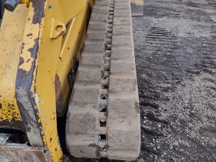 caterpillar-279c-image-32