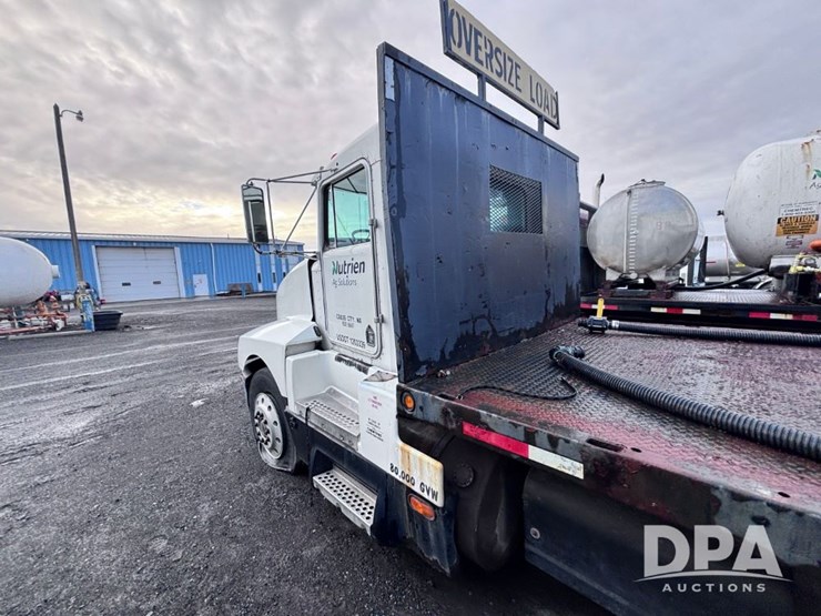 kenworth-t600a-image-15