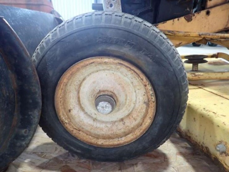 allis-chalmers-b10-image-32