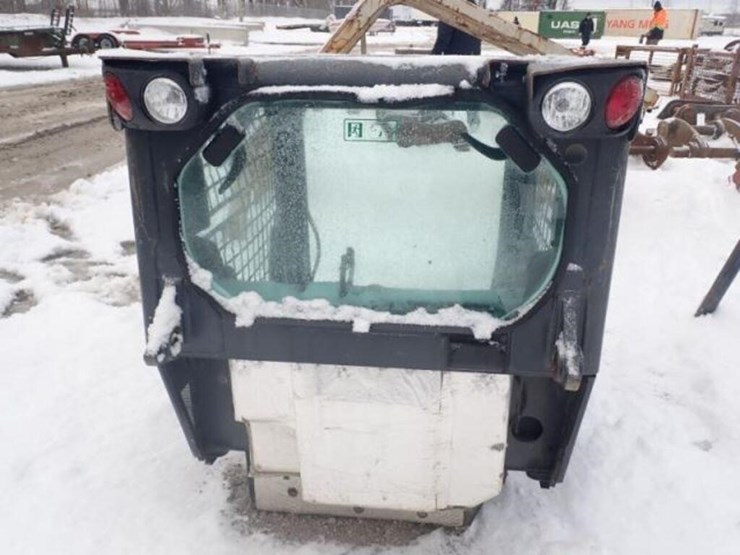 kubota-ssv65-image-4