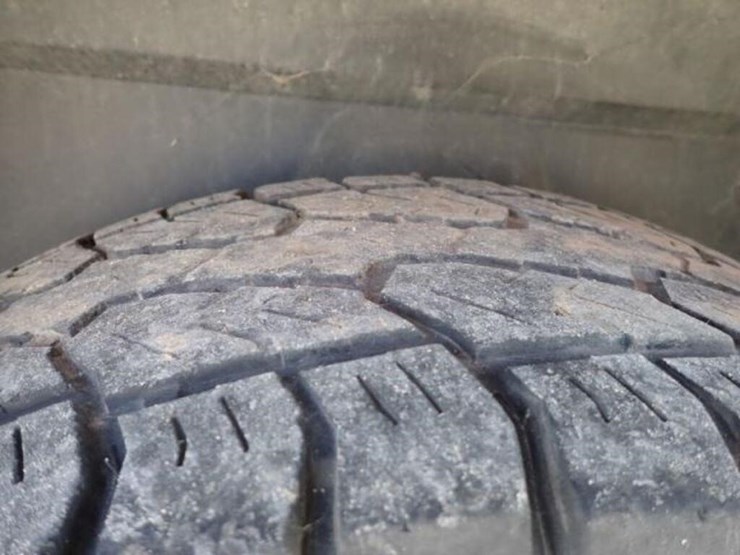 2013-dodge-ram-1500-image-43