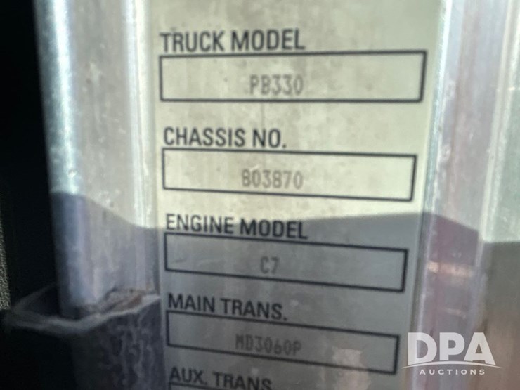 peterbilt-330-image-50