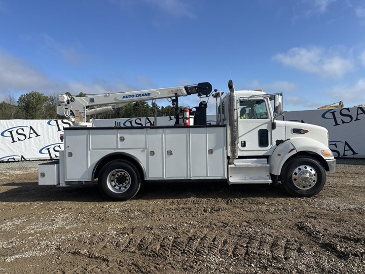 2017-peterbilt-337-image-6