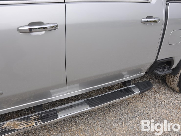 2022-gmc-sierra-2500-image-14