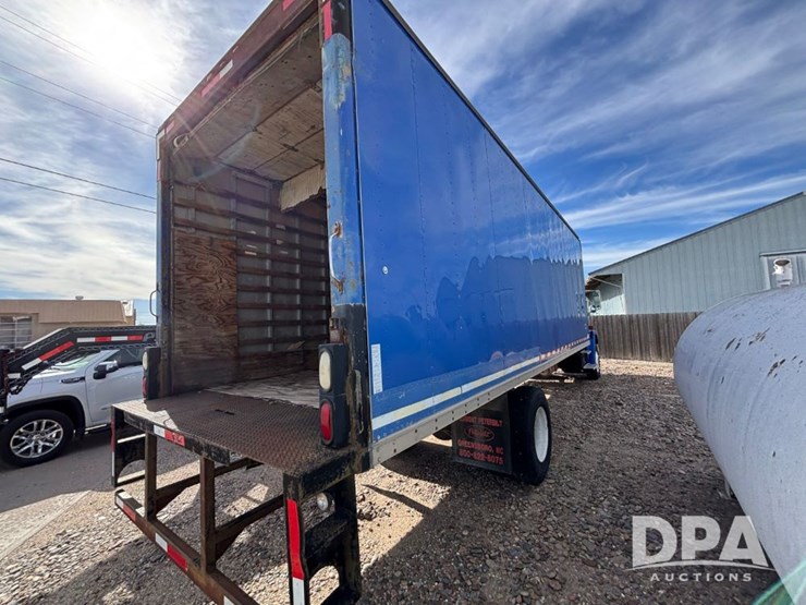 freightliner-fl106-image-11