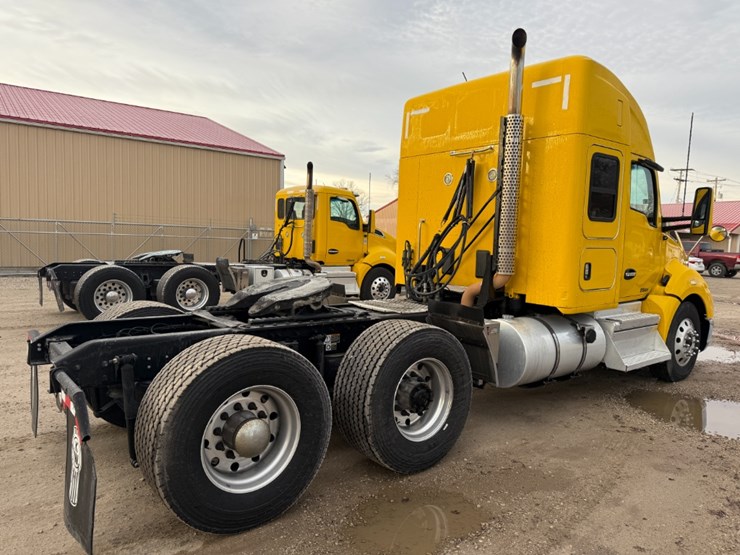 2020-kenworth-t680-image-3