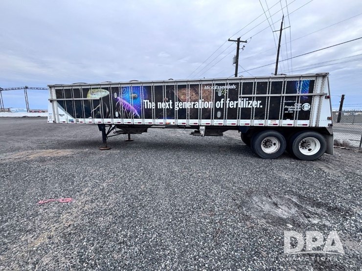 2013-merritt-hopper-image-14