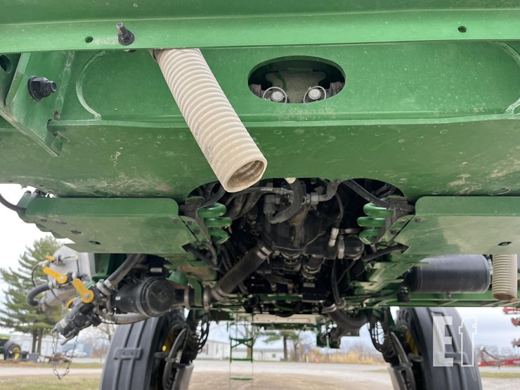 john-deere-r4038-image-18