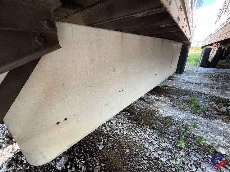 2017-stoughton-trailer-image-5