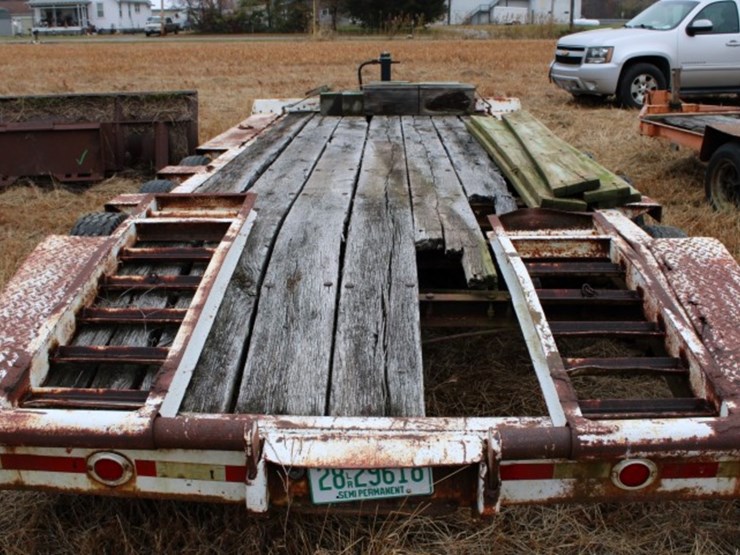 20'-triple-axle-equipment-trailer-deck-16-x-8-44"-beaver-tail-d-rings-50"-r-image-5
