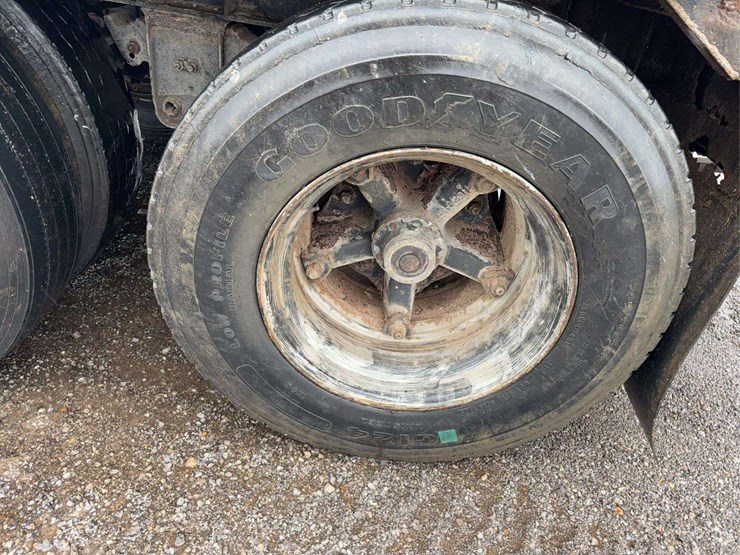 1981-trailmobile-trailer-image-11