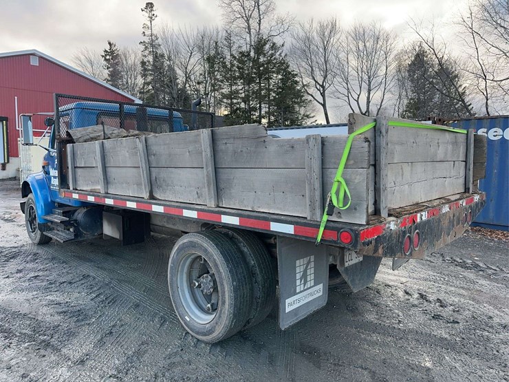 1991-international-4700-image-7